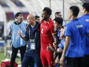 2 ngôi sao ĐT Việt Nam phải kiểm tra doping sau trận thắng Philippines là ai?