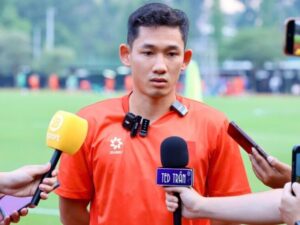 Hai Long tuyên chiến Thái Lan, sẵn sàng thay Xuân Son phá lưới kình địch