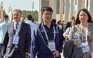 Lê Quang Liêm cùng tuyển Mỹ thi đấu như thế nào tại Olympiad?