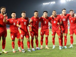 Thái Lan coi chừng “sập bẫy“ ĐT Việt Nam, Ronaldo khó cán mốc 1.000 bàn vì ngồi dự bị (Clip 1 phút)