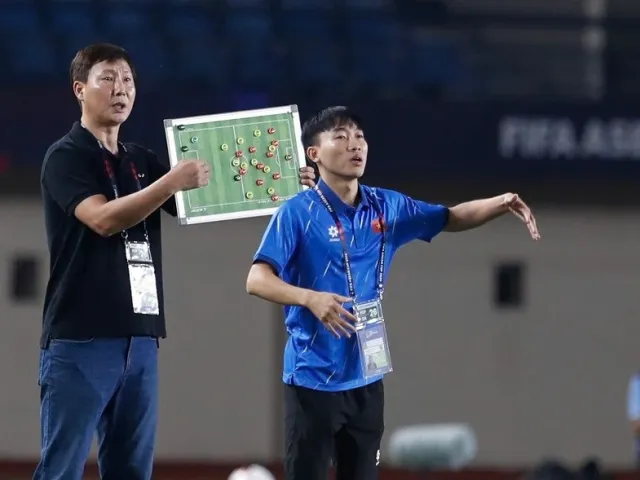 Xuân Son chính thức nghỉ FIFA ASEAN Cup 2026, HLV Kim Sang-sik sẽ thay thế bằng phương án nào?