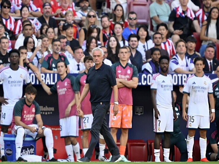 Mourinho yêu cầu kỷ luật thép, nhưng vẫn muốn dàn sao Real Madrid “phá luật“