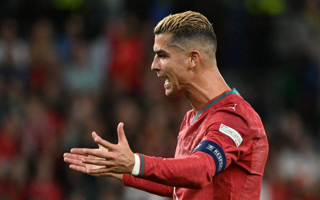 Ronaldo bỏ lỡ cơ hội khó tin và ‘tịt ngòi’ ở trận ra mắt của HLV Jorge Jesus