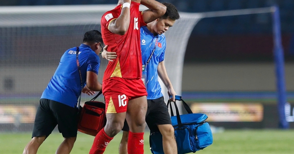 HLV Kim Sang-sik vui vì Williams Minh Hoàng nhưng: ‘Tôi rất buồn khi Xuân Son lại bị chấn thương…’