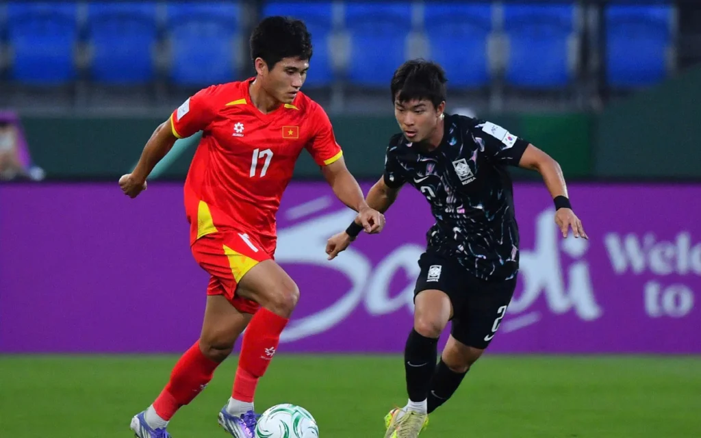 Chủ tịch VFF động viên đội tuyển nữ và U23 Việt Nam trước tứ kết Asiad