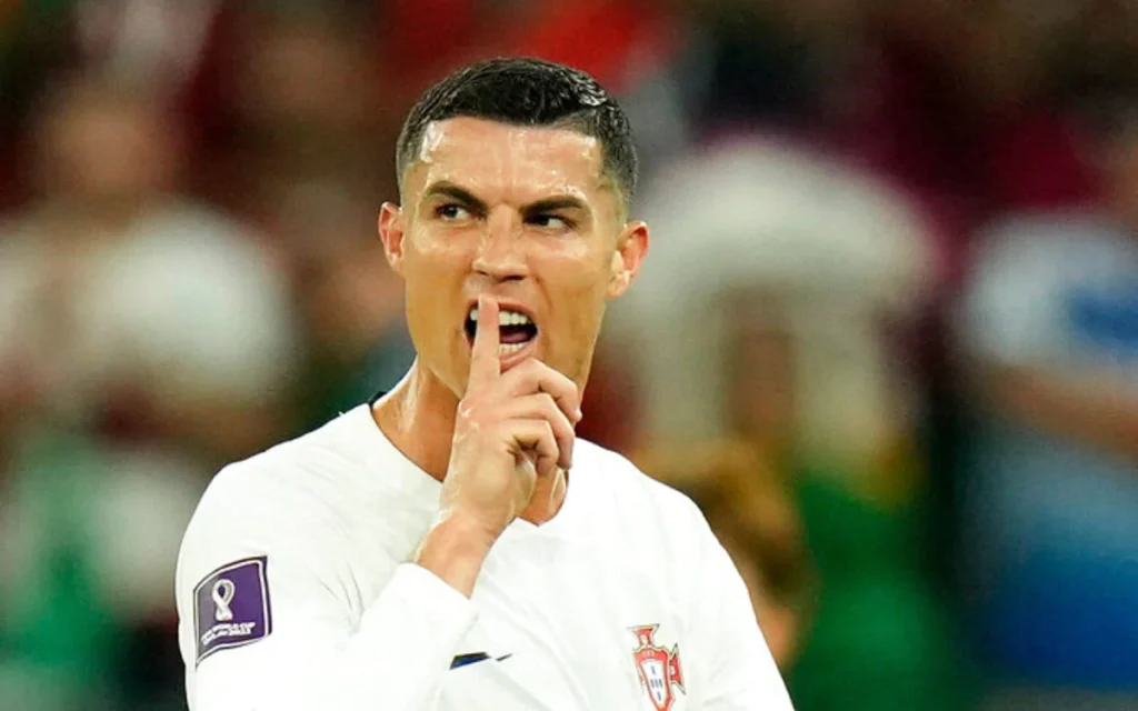 Ronaldo và 6 lần ‘hờn dỗi’ đội bóng