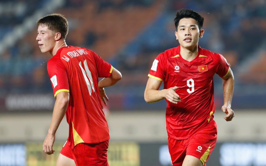 Việt Nam – Pakistan: Cơ hội cho HLV Kim Sang Sik chỉnh sửa hàng công