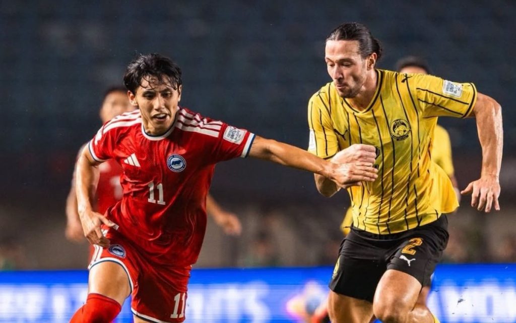 Fan Singapore nổi giận: ‘Chúng ta tự chui vào vở hài kịch ở FIFA ASEAN Cup’