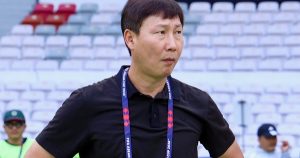 HLV Kim Sang-sik: ‘Đội tuyển Việt Nam đá dưới sức vì… nóng, đấu Malaysia như chung kết’